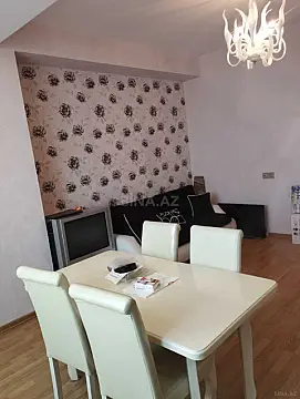 Kirayə verilir 2 otaqlı mənzil 65 m² — Bakı, Xətai 2 otaq 65.00 m²