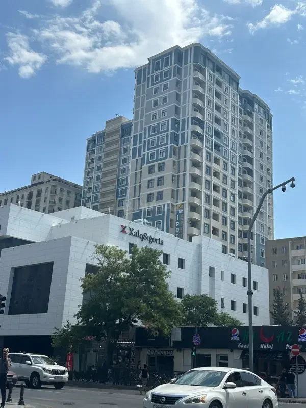 Kirayə verilir 2 otaqlı mənzil 70 m²