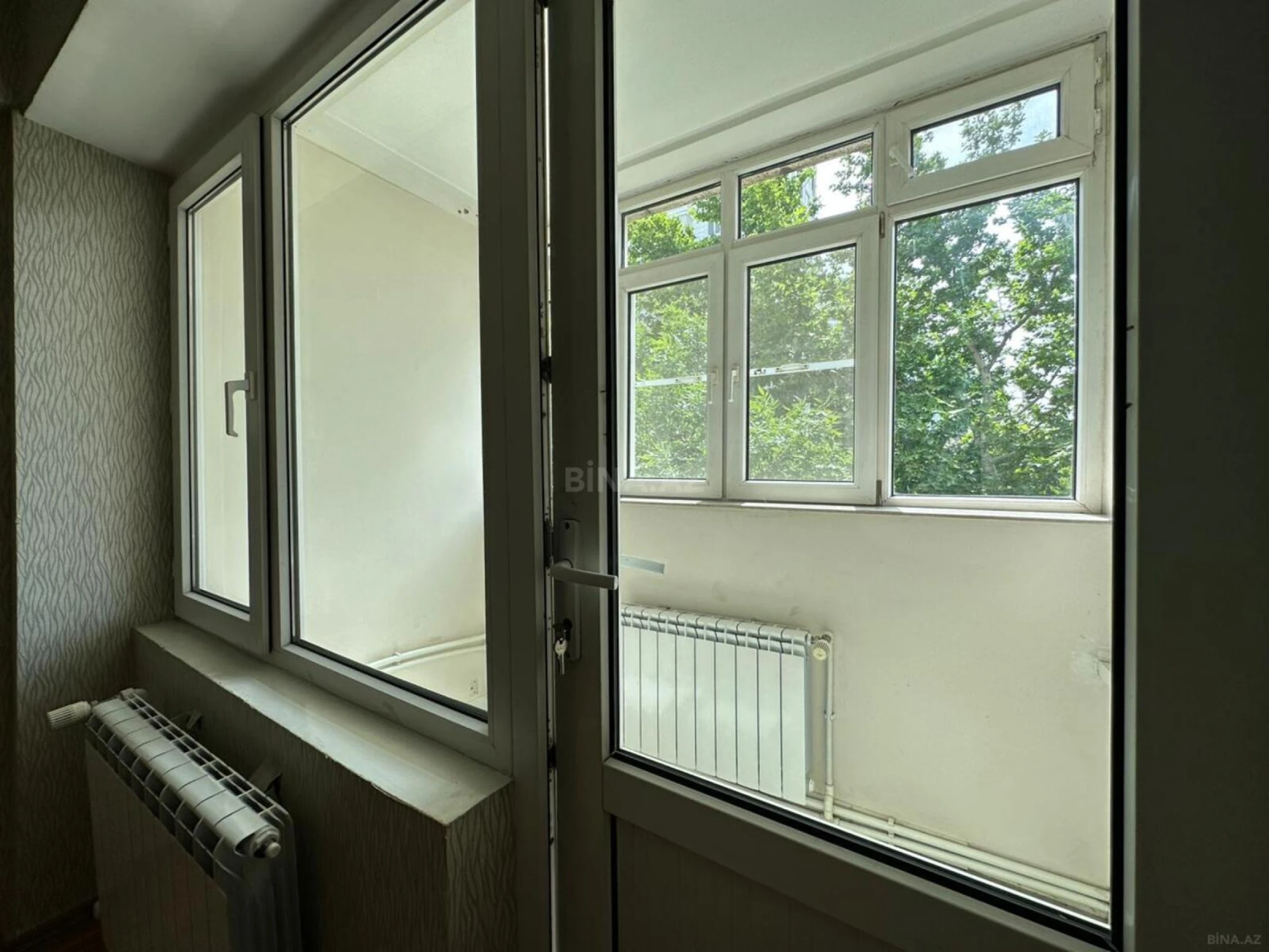 Satılır 2 otaqlı mənzil 62 m²