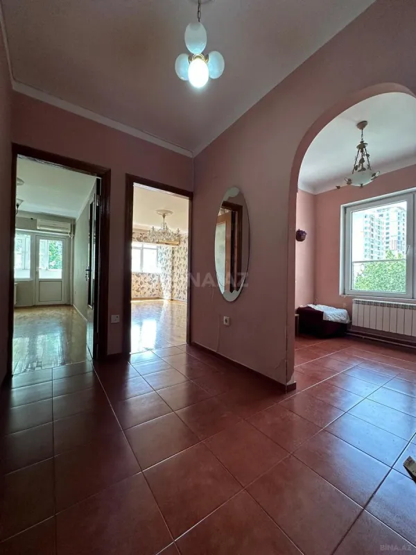Satılır 2 otaqlı mənzil 62 m²