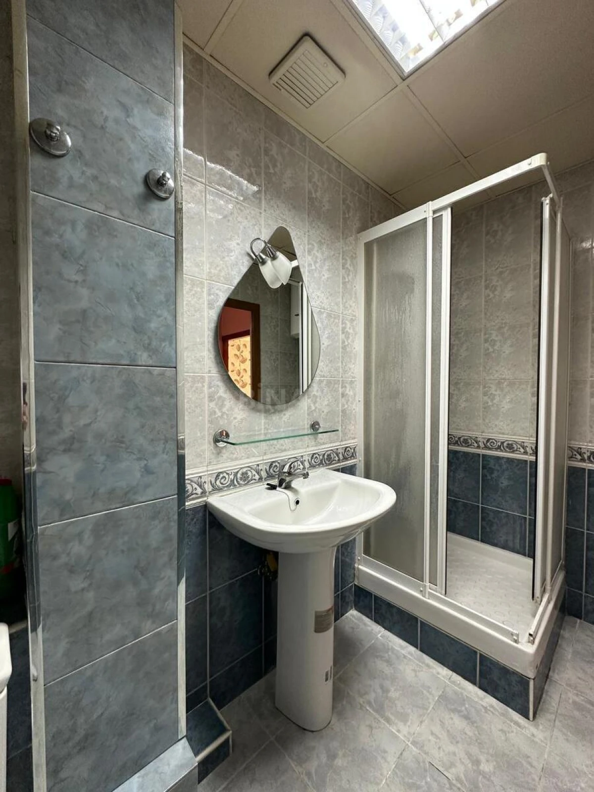 Satılır 2 otaqlı mənzil 62 m²