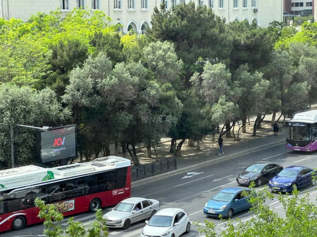 Satılır 2 otaqlı mənzil 62 m²