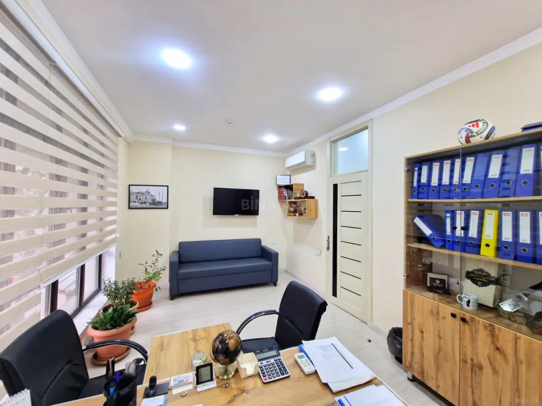 Kirayə verilir 11 otaqlı ofis 480 m²