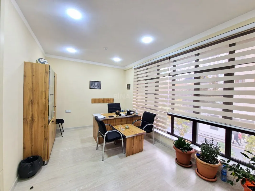 Kirayə verilir 11 otaqlı ofis 480 m²