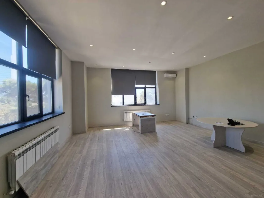 Kirayə verilir 1 otaqlı ofis 60 m²