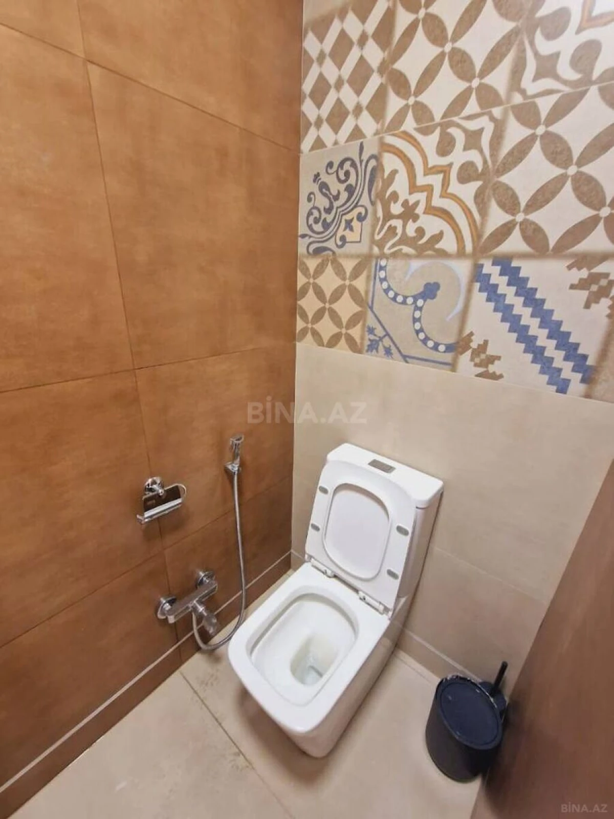 Kirayə verilir 1 otaqlı ofis 60 m²