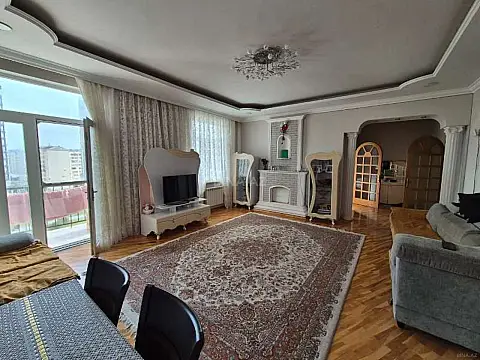 Satılır 3 otaqlı mənzil 100 m² — Bakı, Nizami 3 otaq 100.00 m²