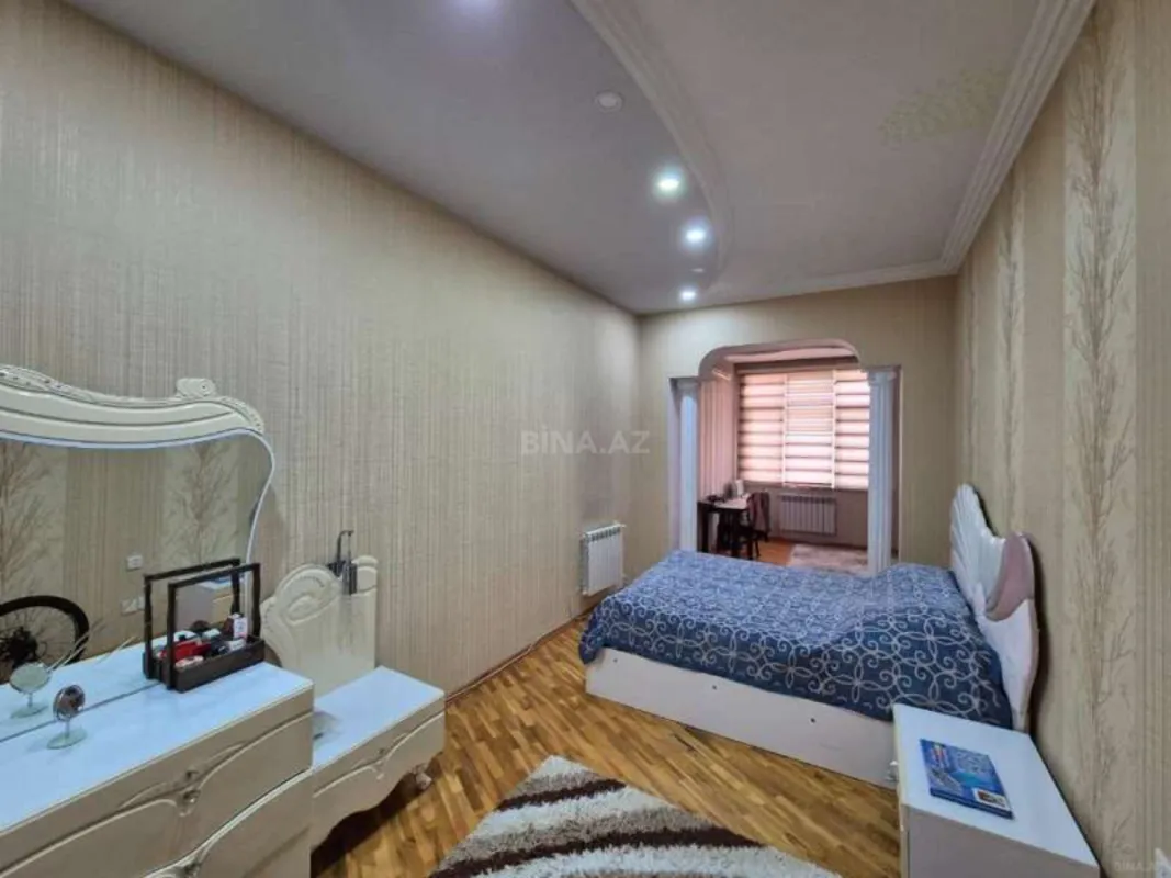 Satılır 3 otaqlı mənzil 100 m²