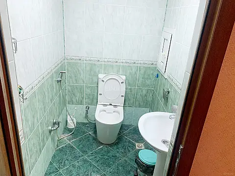 Kirayə verilir 2 otaqlı mənzil 90 m²