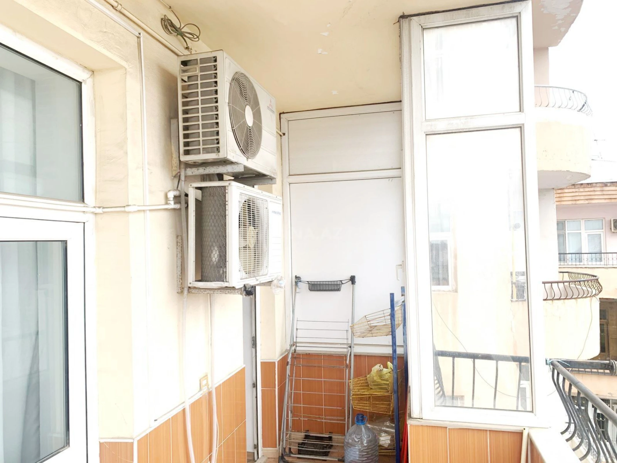 Kirayə verilir 2 otaqlı mənzil 90 m²