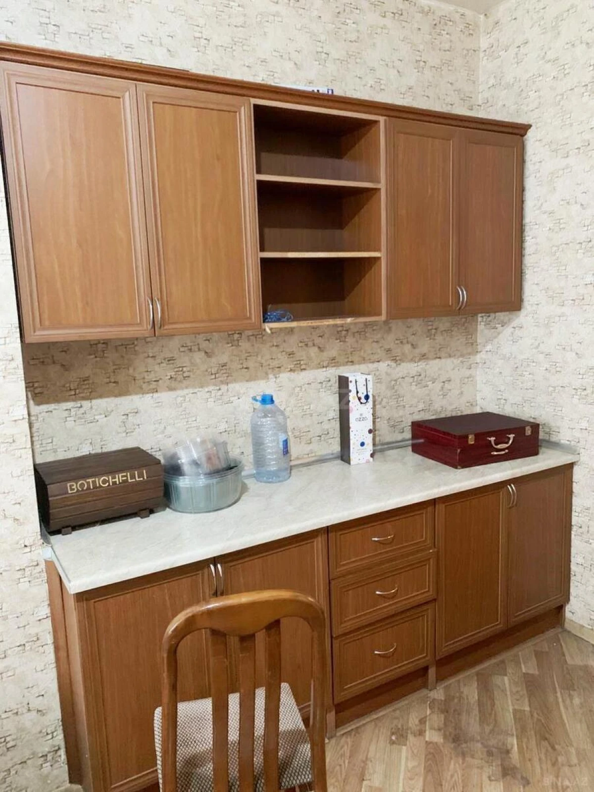 Kirayə verilir 2 otaqlı mənzil 90 m²