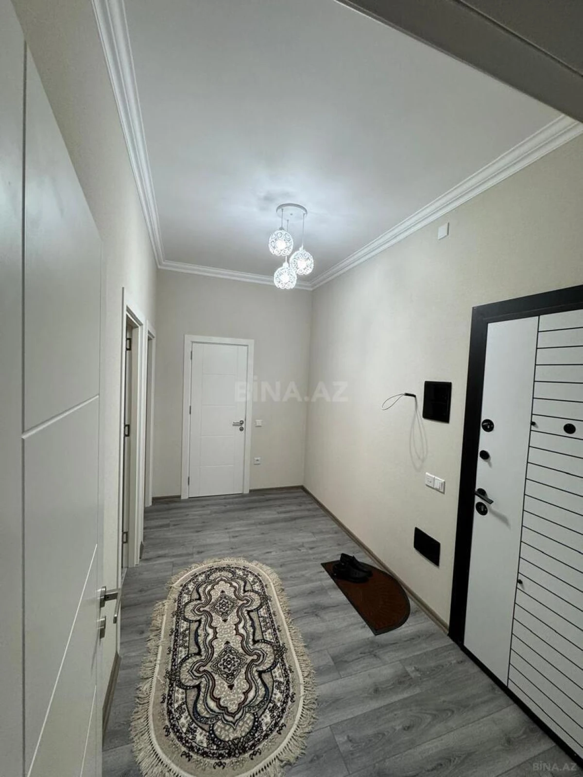 Kirayə verilir 3 otaqlı mənzil 77 m²