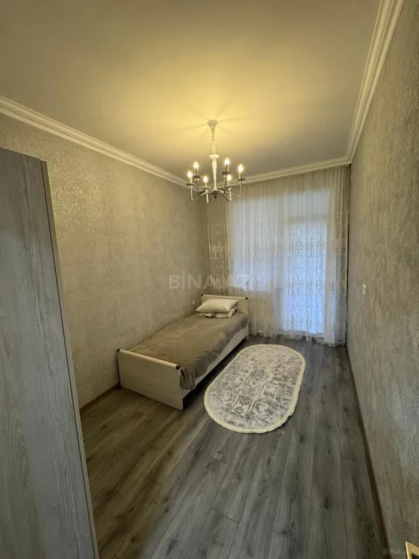 Kirayə verilir 3 otaqlı mənzil 77 m²