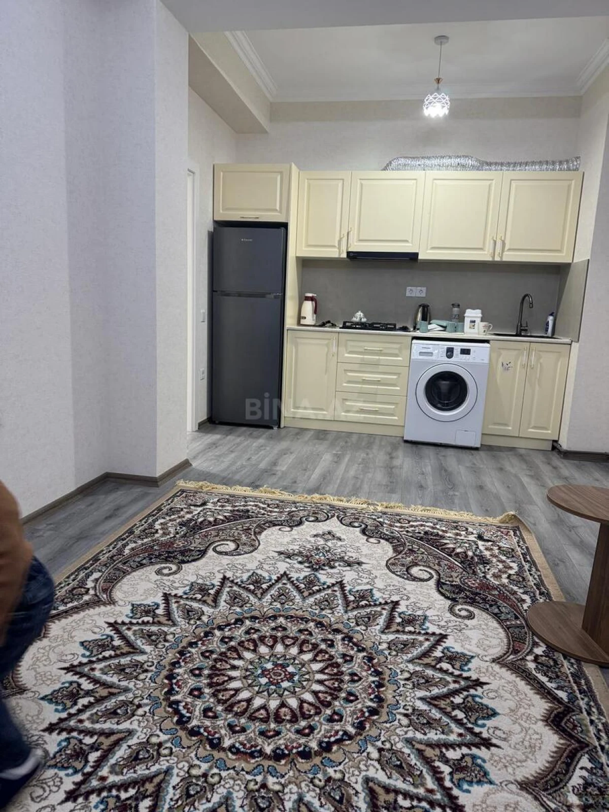 Kirayə verilir 3 otaqlı mənzil 77 m²