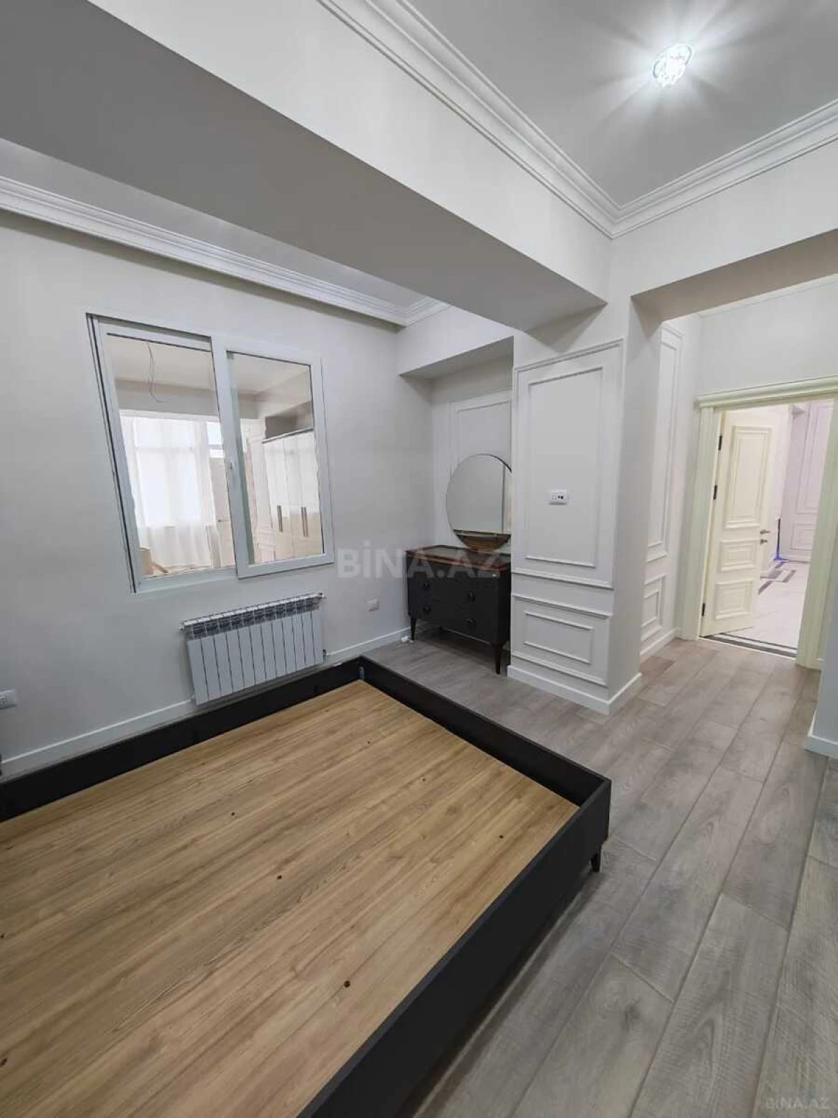 Satılır 3 otaqlı mənzil 112 m²