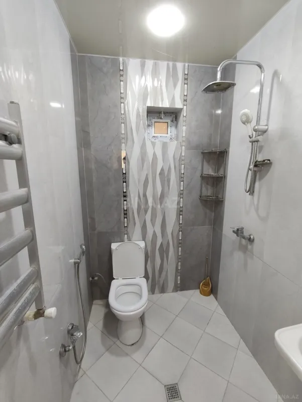 Satılır 4 otaqlı həyət evi 115 m²