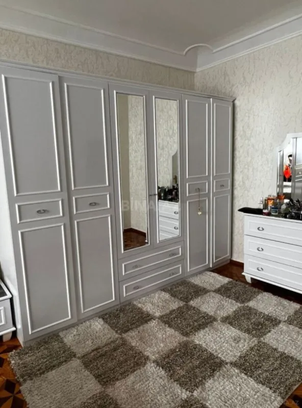 Satılır 3 otaqlı mənzil 70 m²