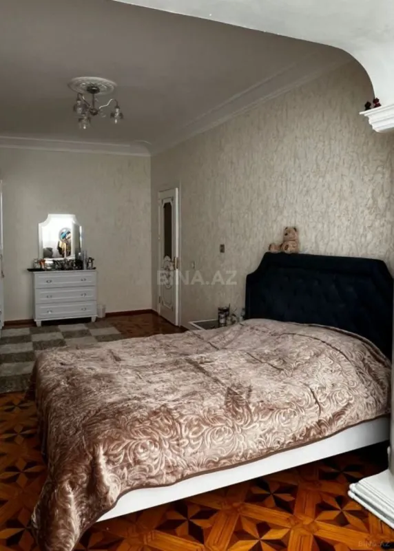 Satılır 3 otaqlı mənzil 70 m²