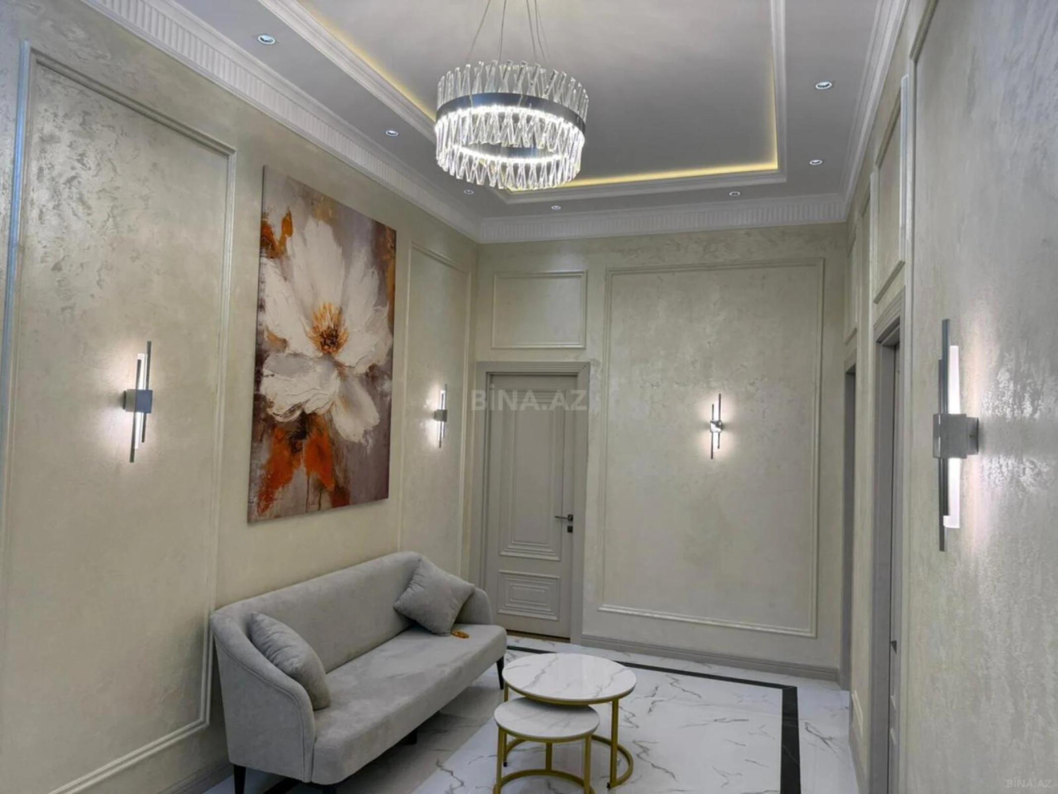 Satılır 3 otaqlı mənzil 138 m²