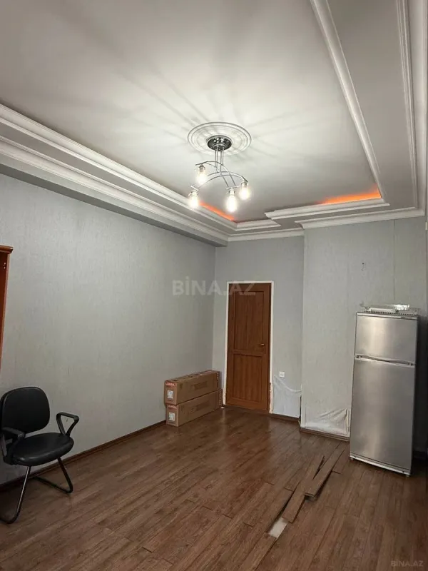 Kirayə verilir 7 otaqlı ofis 300 m²