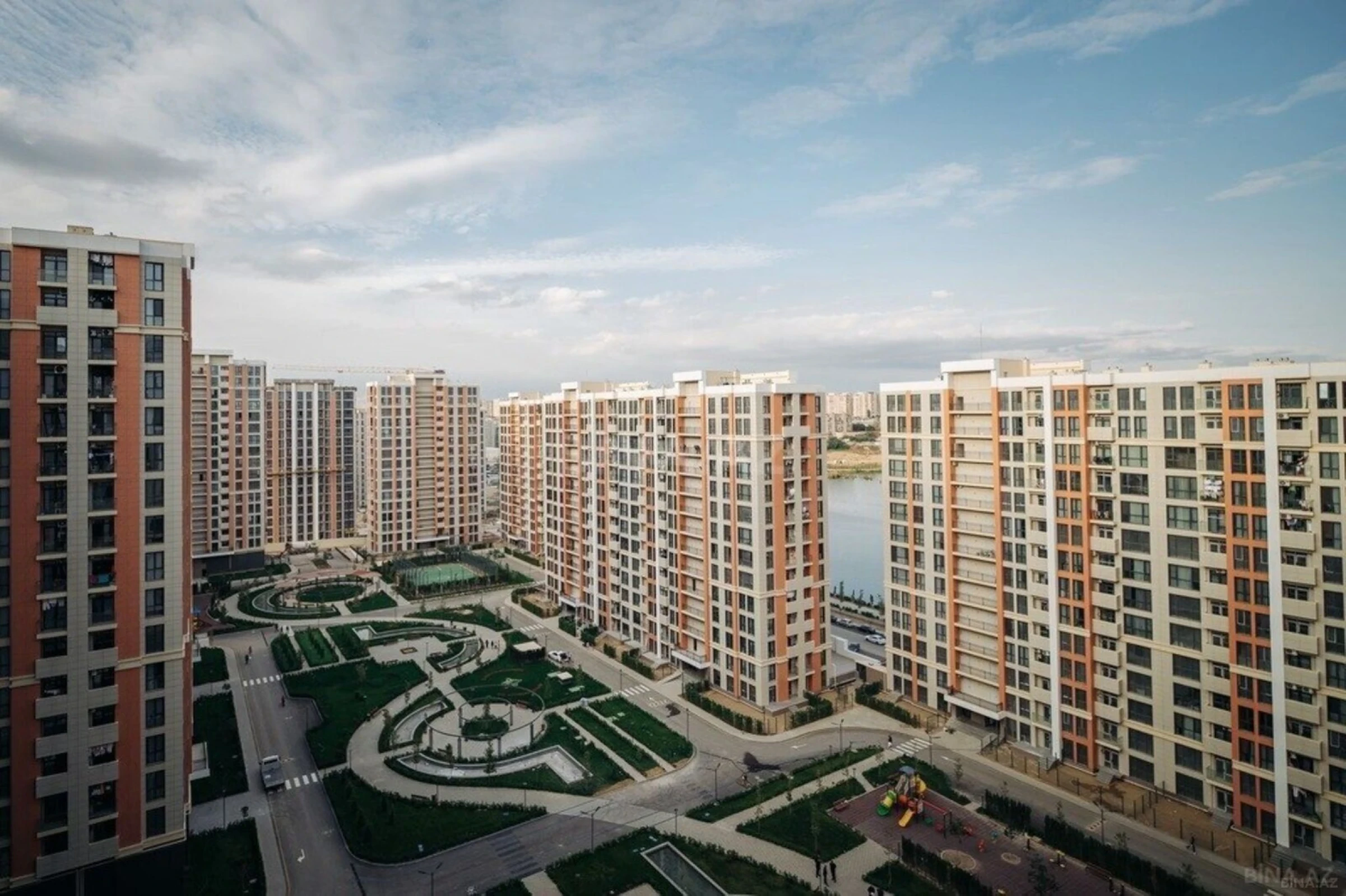 Satılır 3 otaqlı mənzil 72 m²