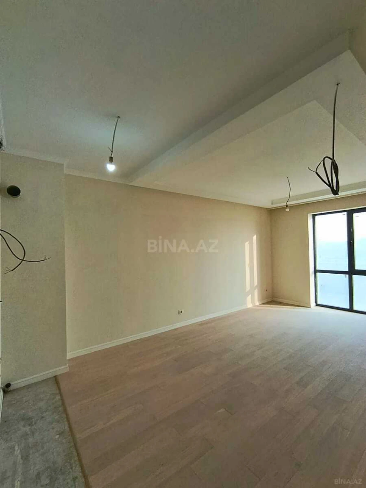 Satılır 3 otaqlı mənzil 72 m²