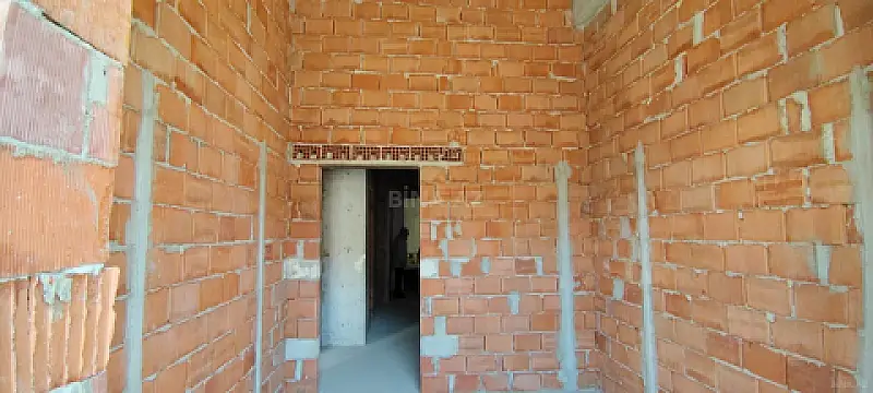 Satılır 2 otaqlı mənzil 74 m²