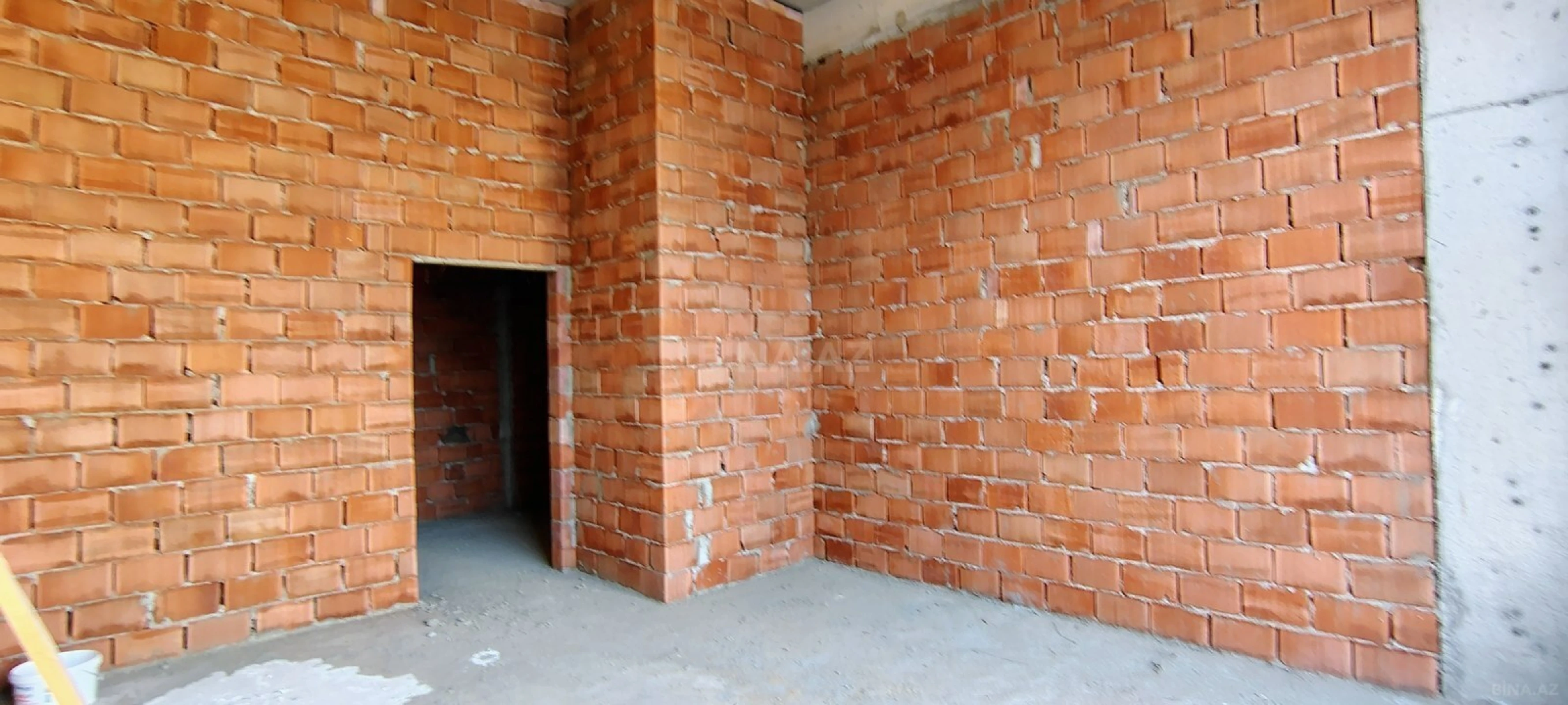 Satılır 2 otaqlı mənzil 74 m²