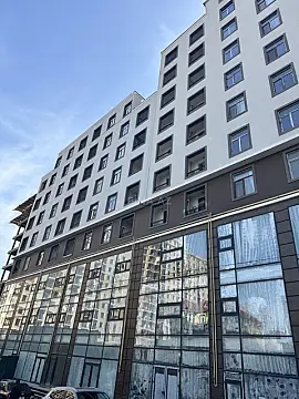 Satılır 3 otaqlı mənzil 118.5 m²