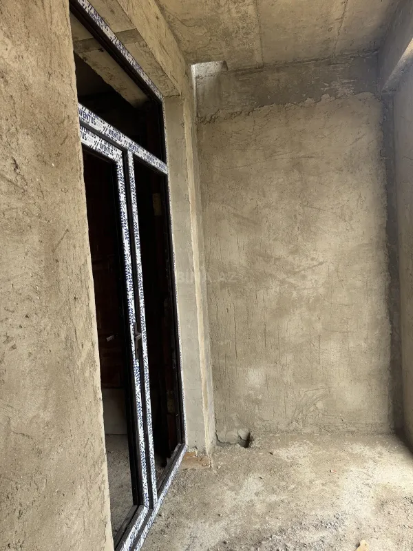 Satılır 3 otaqlı mənzil 118.5 m²