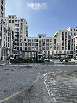 Satılır 3 otaqlı mənzil 118.5 m²