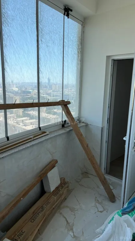 Satılır 3 otaqlı mənzil 155.6 m²