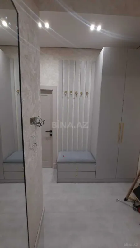 Satılır 2 otaqlı mənzil 65 m²