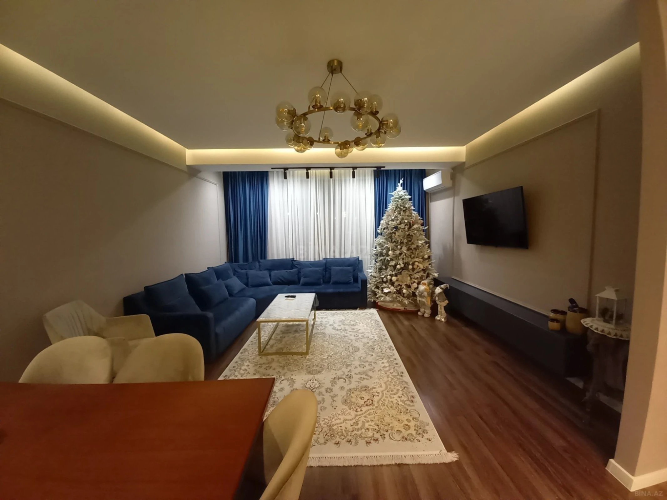 Satılır 3 otaqlı mənzil 117 m²