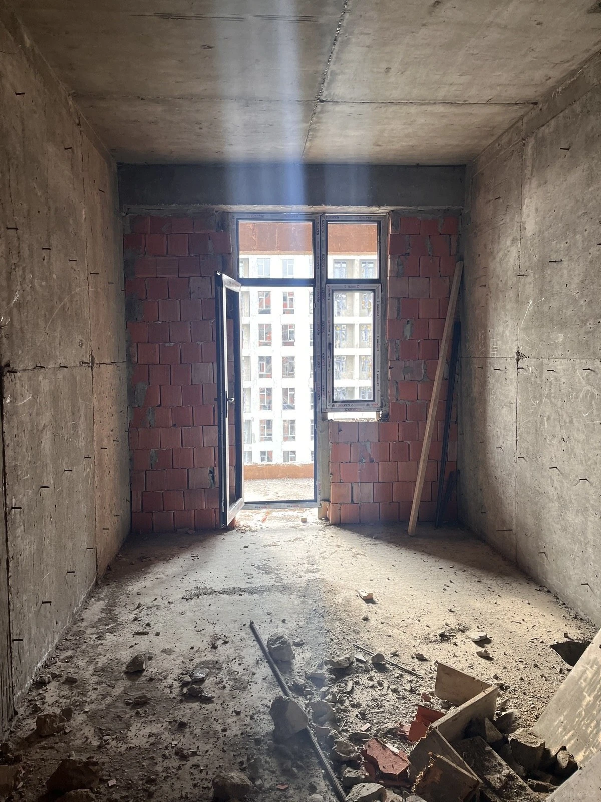 Satılır 1 otaqlı mənzil 44 m²