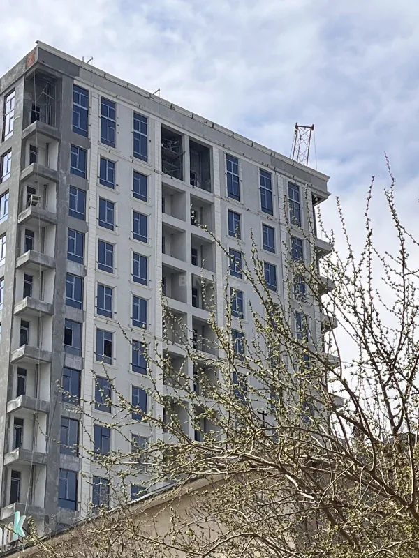 Satılır 1 otaqlı mənzil 44 m²