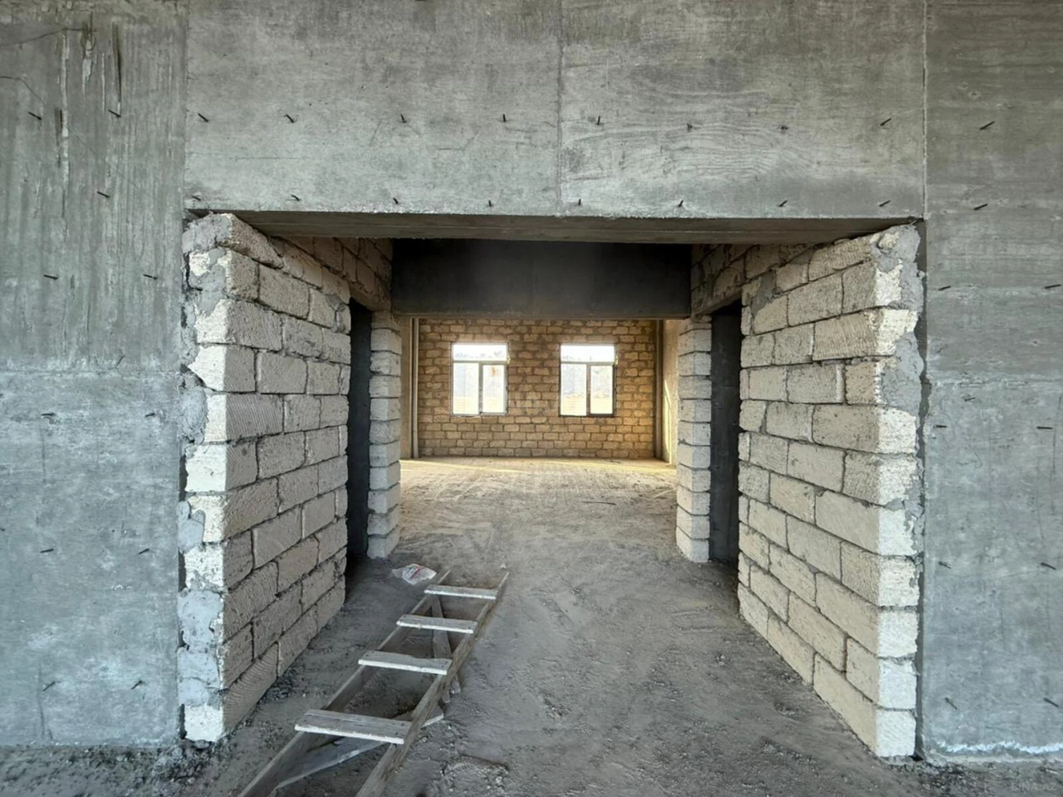 Kirayə verilir obyekt 300 m²