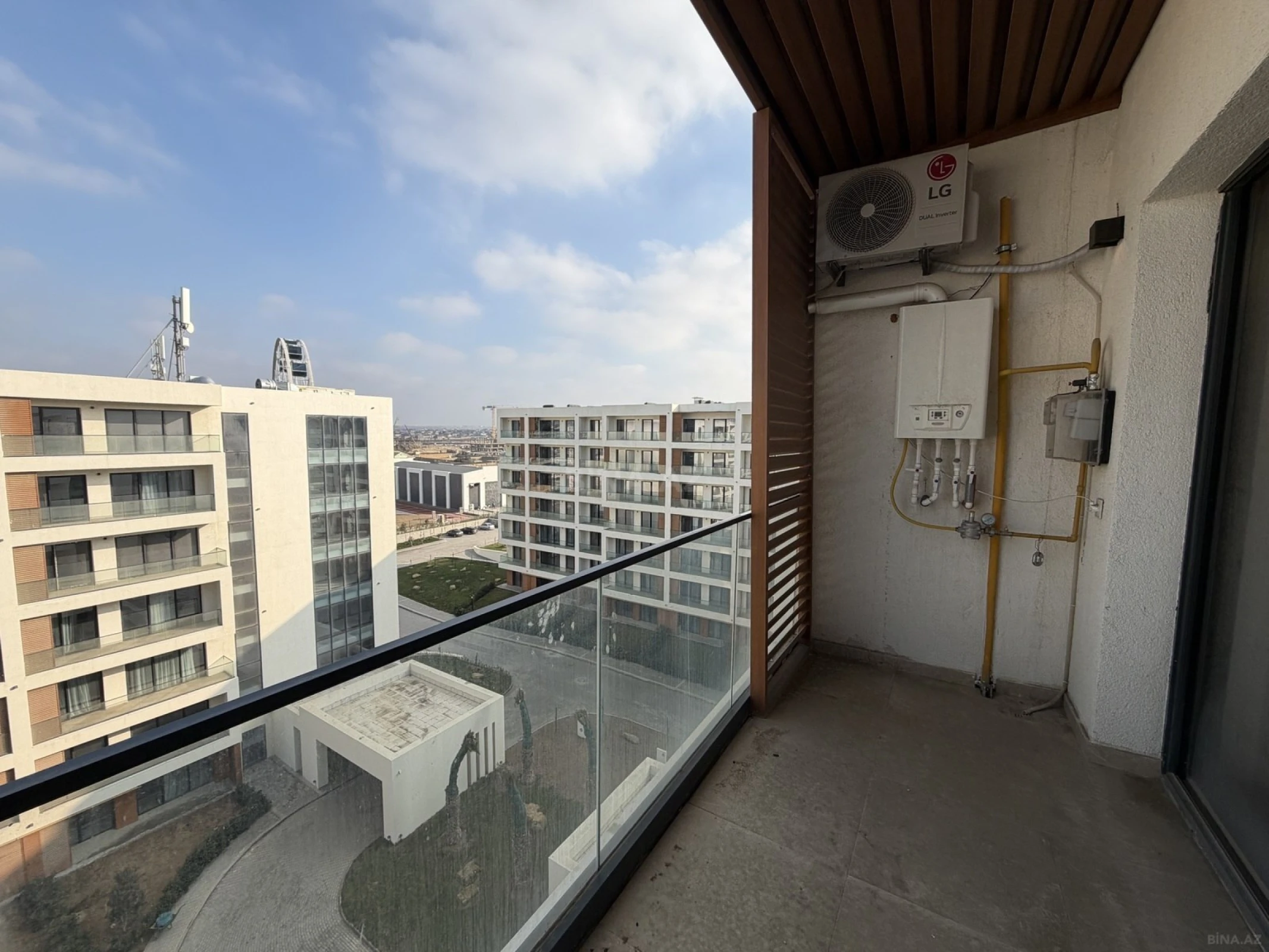 Satılır 1 otaqlı mənzil 57.5 m²
