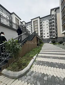 Satılır 3 otaqlı mənzil 146 m²