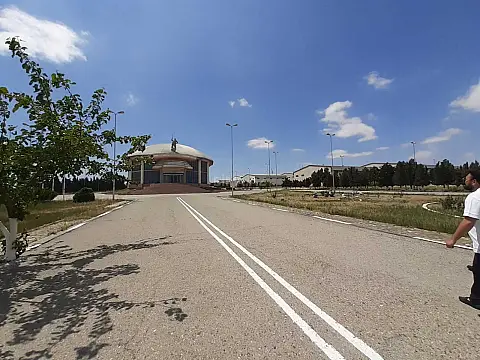 Kirayə verilir obyekt 275 m²