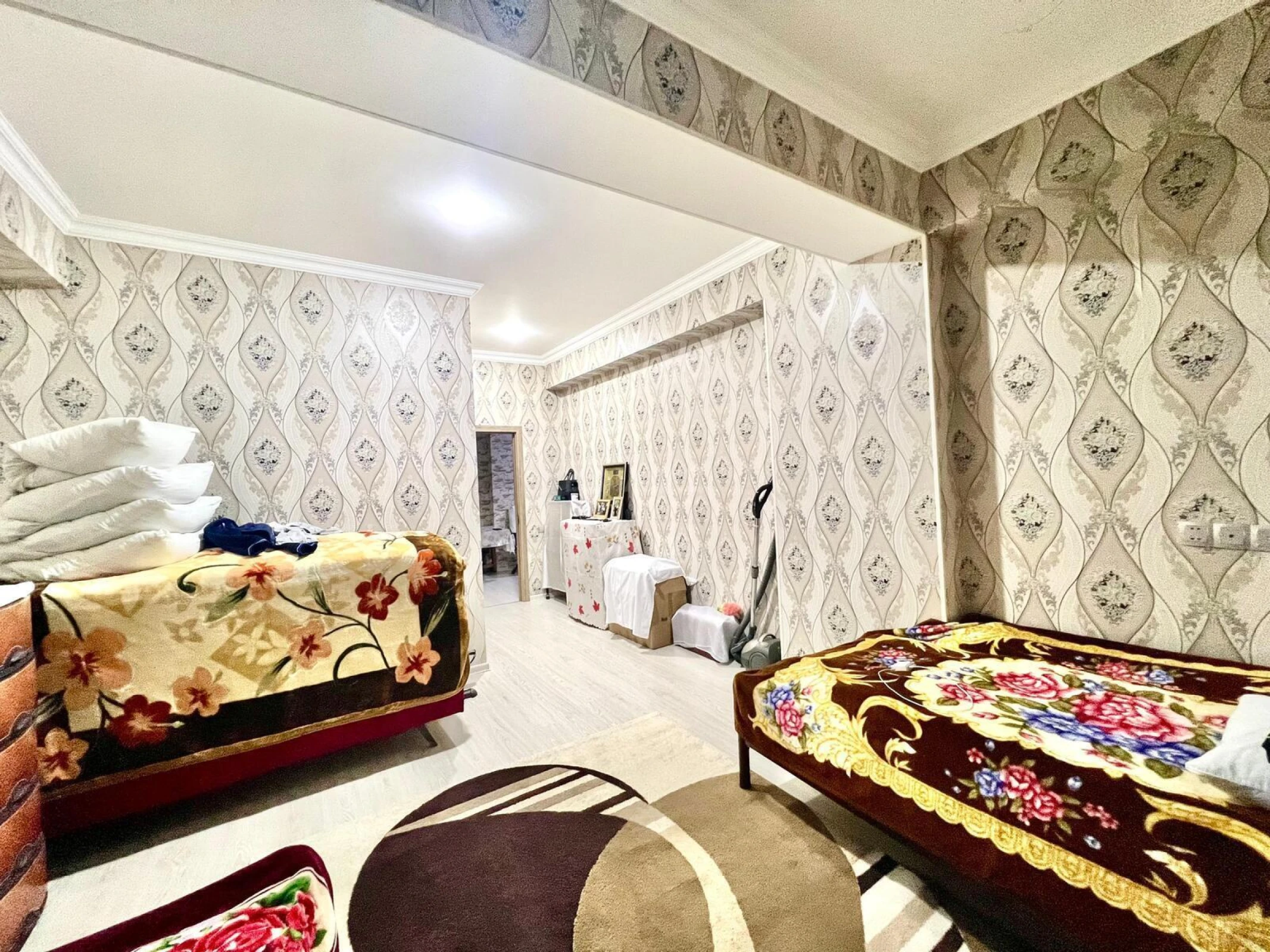 Satılır 2 otaqlı mənzil 92 m²