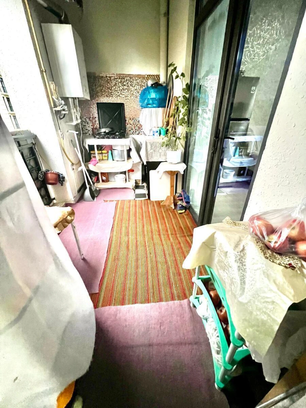 Satılır 2 otaqlı mənzil 92 m²