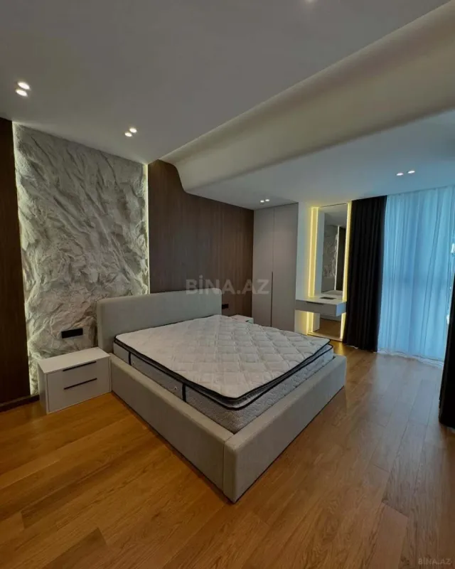Kirayə verilir 3 otaqlı mənzil 100 m²