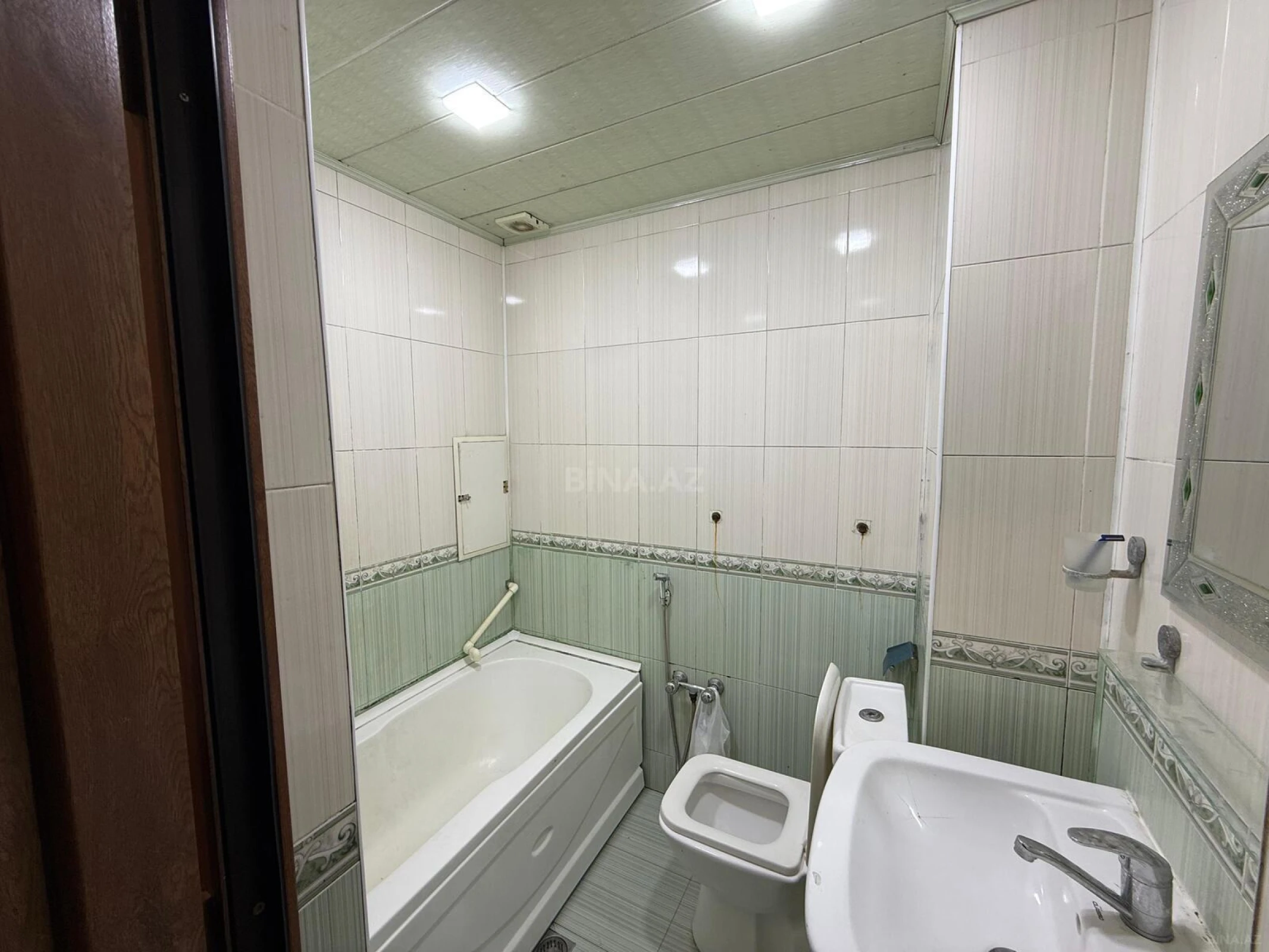 Kirayə verilir 1 otaqlı mənzil 55 m²