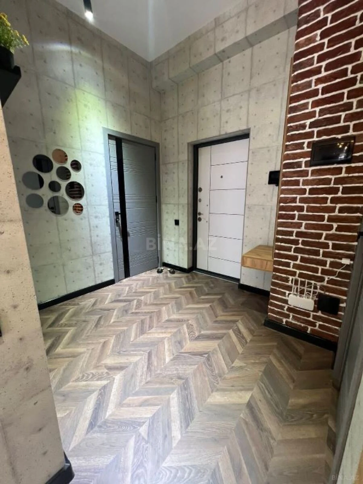 Satılır 3 otaqlı mənzil 60 m²