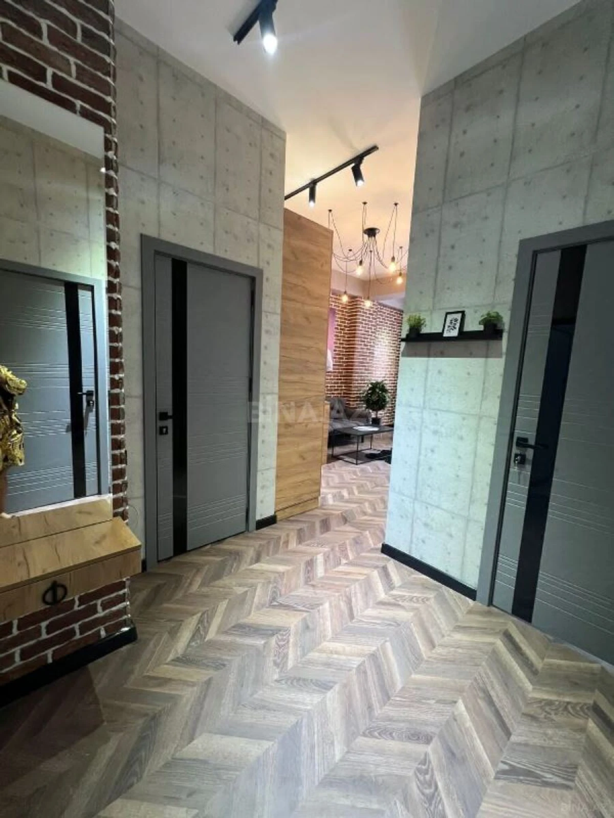 Satılır 3 otaqlı mənzil 60 m²