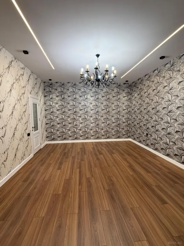 Satılır 8 otaqlı həyət evi 500 m²