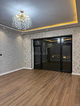 Satılır 8 otaqlı həyət evi 500 m²