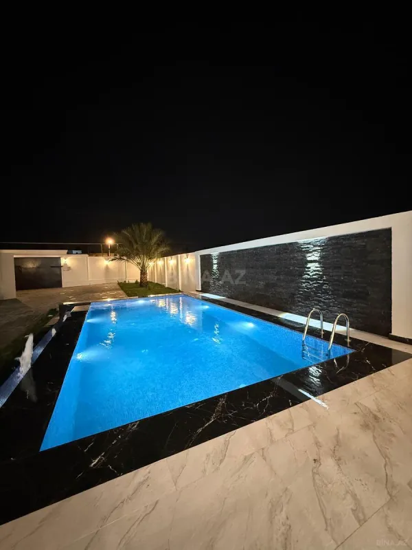 Satılır 8 otaqlı həyət evi 500 m²