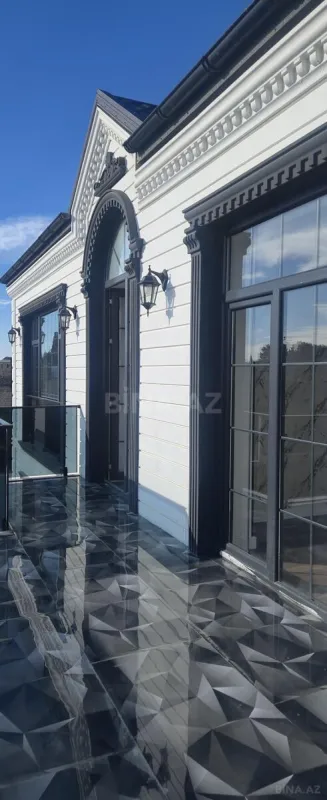 Satılır 8 otaqlı həyət evi 500 m²